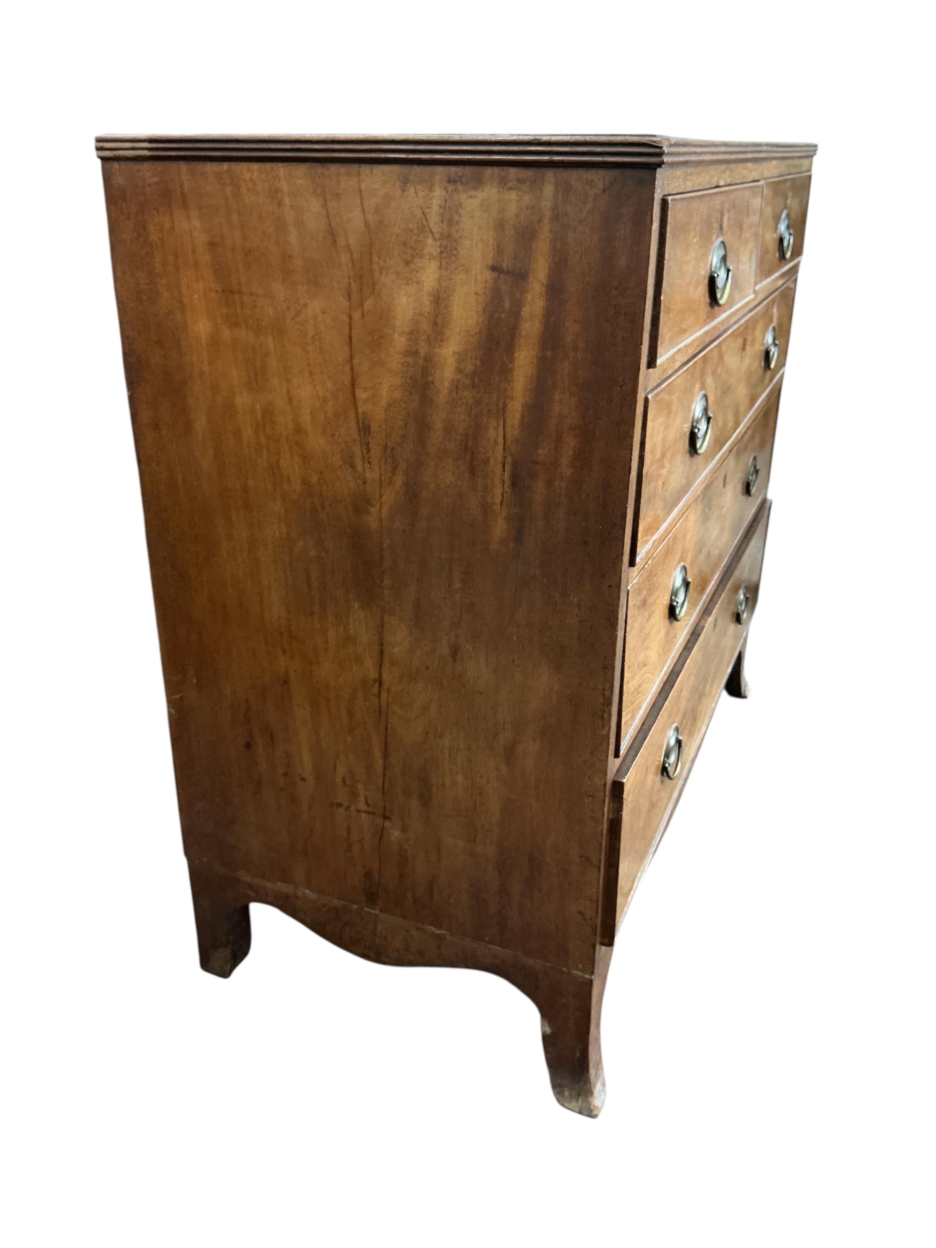 A Regency mahogany chest of drawers, width 103cm, depth 51cm, height 96cm
